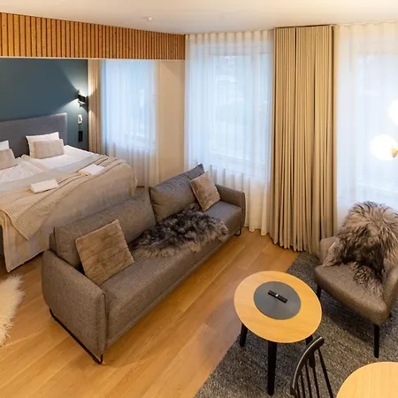 Postmaster Hotel